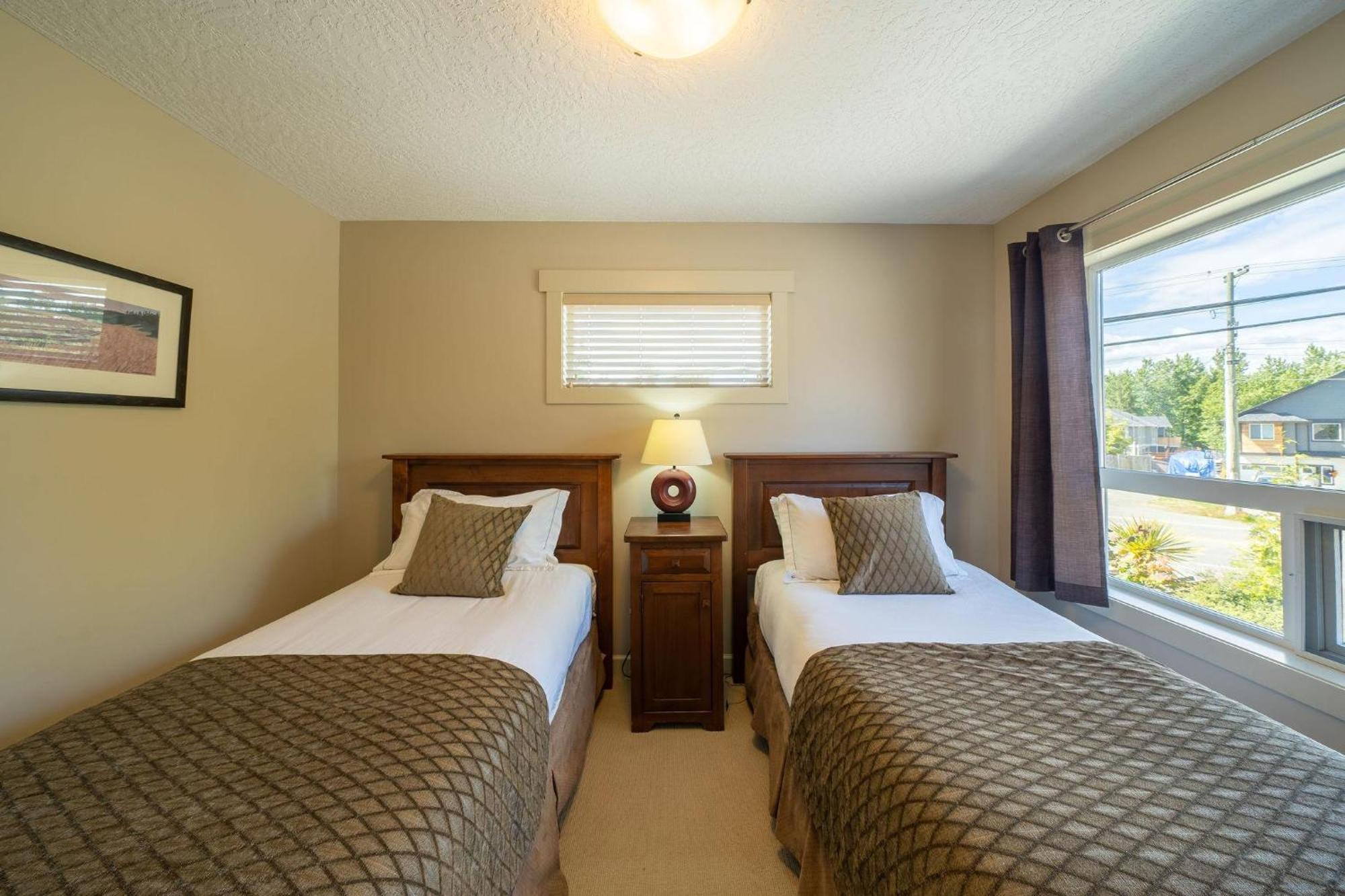Sooke Harbour Resort & Marina ภายนอก รูปภาพ