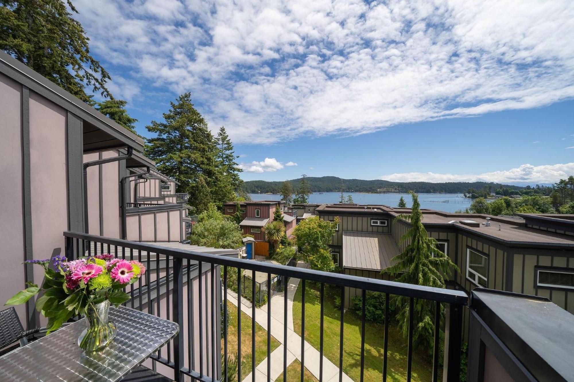 Sooke Harbour Resort & Marina ภายนอก รูปภาพ