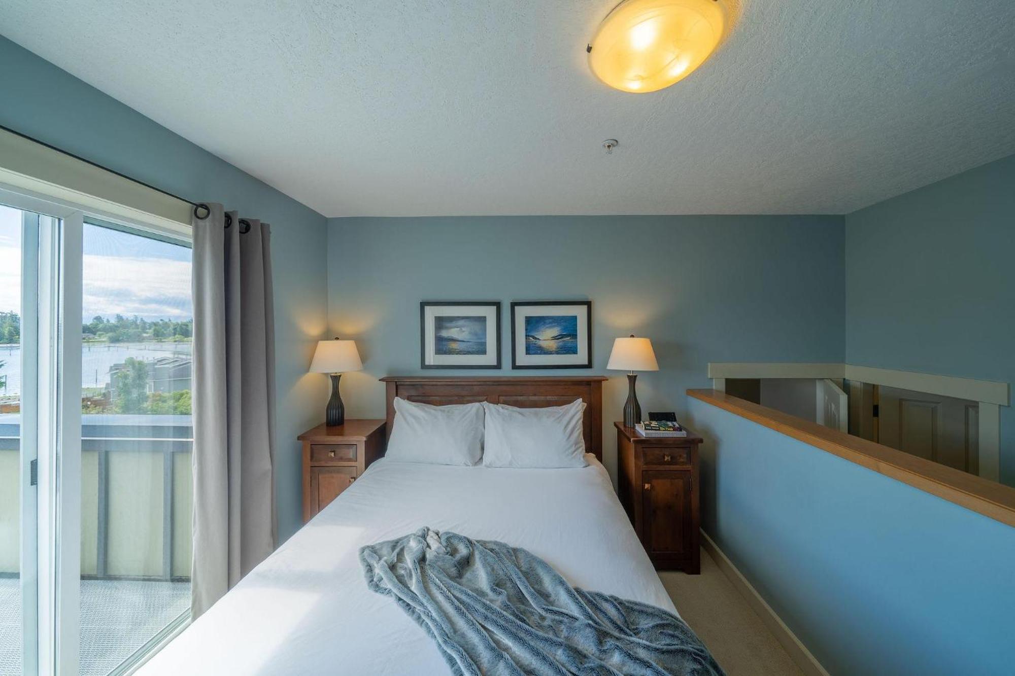 Sooke Harbour Resort & Marina ภายนอก รูปภาพ