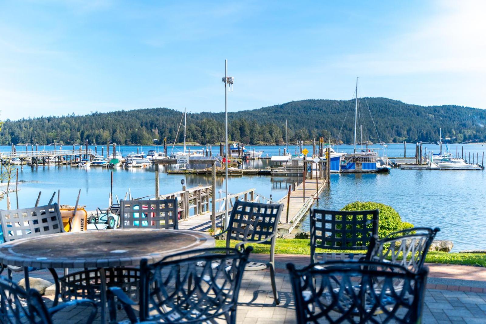 Sooke Harbour Resort & Marina ภายนอก รูปภาพ